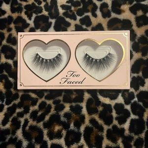 ❌sold❌Two faced lashes
